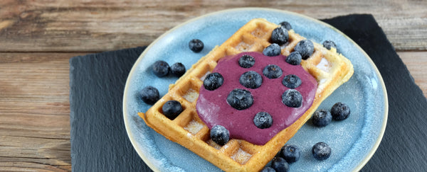 Dinkelwaffeln mit Blaubeerquark