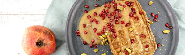 Orientalische Dinkelwaffeln mit Apfelmus