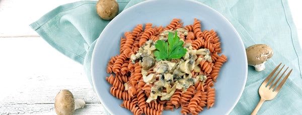 Rote Bete Spirelli mit Champignon-Käse-Creme